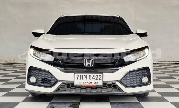 ซื้อ รถมือสอง Honda Civic ขาว รถยนต์ ใน %{เมือง} ใน กรุงเทพมหานคร