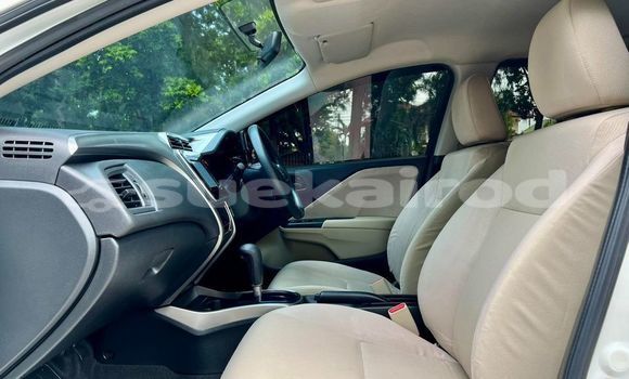 ซื้อ รถมือสอง Honda City ขาว รถยนต์ ใน %{เมือง} ใน กรุงเทพมหานคร ซื้อ รถมือสอง Honda City ขาว รถยนต์ ใน %{เมือง} ใน กรุงเทพมหานคร