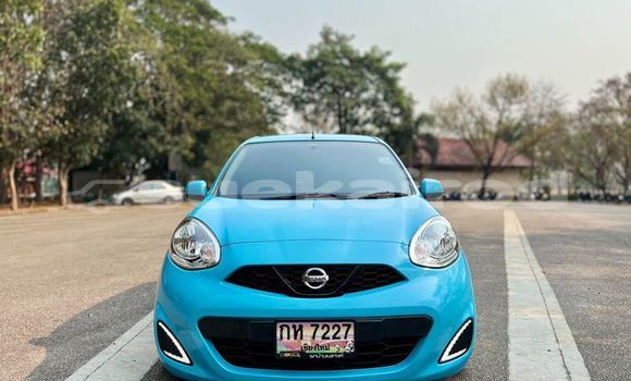 ซื้อ รถมือสอง Nissan March สีน้ำเงิน รถยนต์ ใน %{เมือง} ใน กรุงเทพมหานคร