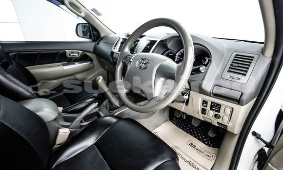 ซื้อ รถมือสอง Toyota Fortuner ขาว รถยนต์ ใน %{เมือง} ใน กรุงเทพมหานคร ซื้อ รถมือสอง Toyota Fortuner ขาว รถยนต์ ใน %{เมือง} ใน กรุงเทพมหานคร