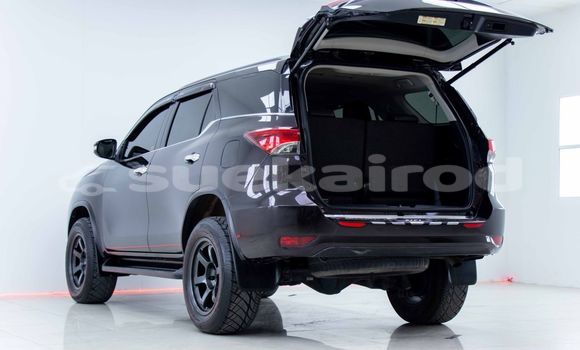 ซื้อ รถมือสอง Toyota Fortuner สีน้ำตาล รถยนต์ ใน %{เมือง} ใน กรุงเทพมหานคร ซื้อ รถมือสอง Toyota Fortuner สีน้ำตาล รถยนต์ ใน %{เมือง} ใน กรุงเทพมหานคร