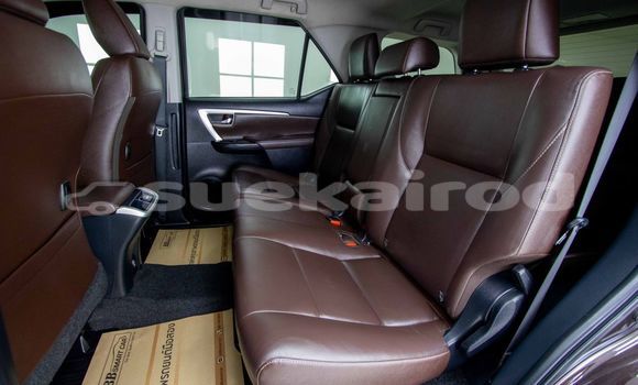 ซื้อ รถมือสอง Toyota Fortuner สีน้ำตาล รถยนต์ ใน %{เมือง} ใน กรุงเทพมหานคร ซื้อ รถมือสอง Toyota Fortuner สีน้ำตาล รถยนต์ ใน %{เมือง} ใน กรุงเทพมหานคร