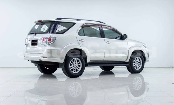 ซื้อ รถมือสอง Toyota Fortuner อื่น ๆ รถยนต์ ใน %{เมือง} ใน กรุงเทพมหานคร ซื้อ รถมือสอง Toyota Fortuner อื่น ๆ รถยนต์ ใน %{เมือง} ใน กรุงเทพมหานคร
