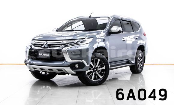 Buy Used Mitsubishi Pajero Other Car in Bangkok in Bangkok Buy Used Mitsubishi Pajero Other Car in Bangkok in Bangkok