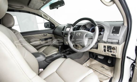 ซื้อ รถมือสอง Toyota Fortuner ขาว รถยนต์ ใน %{เมือง} ใน กรุงเทพมหานคร ซื้อ รถมือสอง Toyota Fortuner ขาว รถยนต์ ใน %{เมือง} ใน กรุงเทพมหานคร