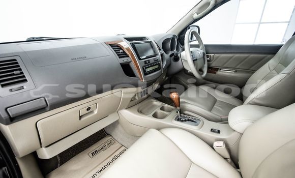 ซื้อ รถมือสอง Toyota Fortuner สีดำ รถยนต์ ใน %{เมือง} ใน กรุงเทพมหานคร ซื้อ รถมือสอง Toyota Fortuner สีดำ รถยนต์ ใน %{เมือง} ใน กรุงเทพมหานคร