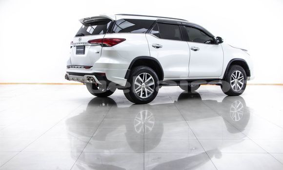 Buy Used Toyota Fortuner White Car in Bangkok in Bangkok Buy Used Toyota Fortuner White Car in Bangkok in Bangkok