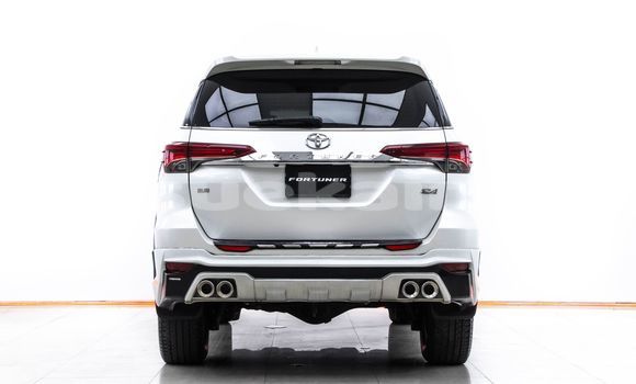 Buy Used Toyota Fortuner White Car in Bangkok in Bangkok Buy Used Toyota Fortuner White Car in Bangkok in Bangkok