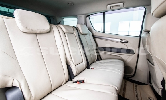 Buy Used Chevrolet TrailBlazer Red Car in Bangkok in Bangkok Buy Used Chevrolet TrailBlazer Red Car in Bangkok in Bangkok