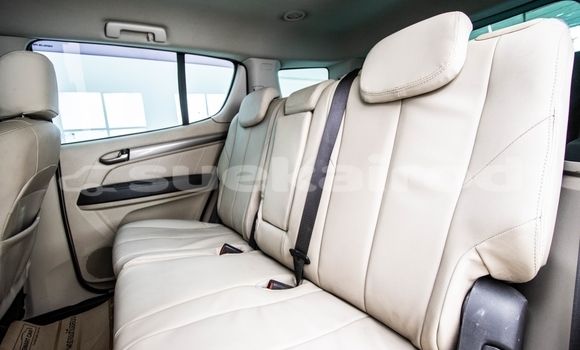 Buy Used Chevrolet TrailBlazer Red Car in Bangkok in Bangkok Buy Used Chevrolet TrailBlazer Red Car in Bangkok in Bangkok