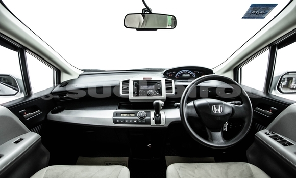 Buy Used Honda Freed Silver Car in Bangkok in Bangkok Buy Used Honda Freed Silver Car in Bangkok in Bangkok