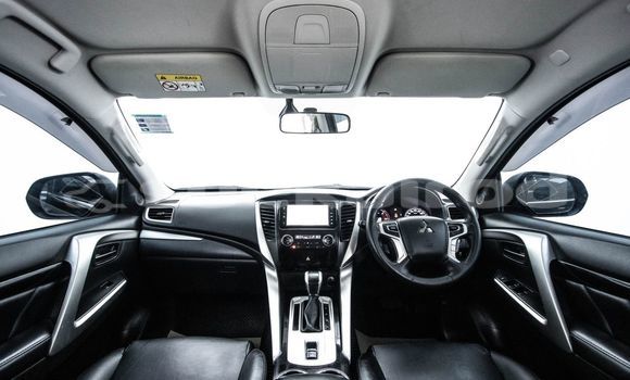 Buy Used Mitsubishi Pajero Black Car in Bangkok in Bangkok Buy Used Mitsubishi Pajero Black Car in Bangkok in Bangkok