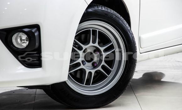 Buy Used Toyota Yaris White Car in Bangkok in Bangkok Buy Used Toyota Yaris White Car in Bangkok in Bangkok