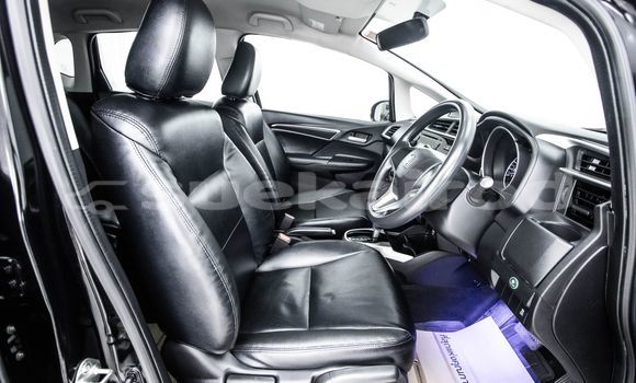 ซื้อ รถมือสอง Honda Jazz สีดำ รถยนต์ ใน %{เมือง} ใน กรุงเทพมหานคร ซื้อ รถมือสอง Honda Jazz สีดำ รถยนต์ ใน %{เมือง} ใน กรุงเทพมหานคร