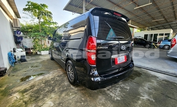 ซื้อ รถมือสอง Hyundai H1 สีดำ รถยนต์ ใน %{เมือง} ใน กรุงเทพมหานคร ซื้อ รถมือสอง Hyundai H1 สีดำ รถยนต์ ใน %{เมือง} ใน กรุงเทพมหานคร