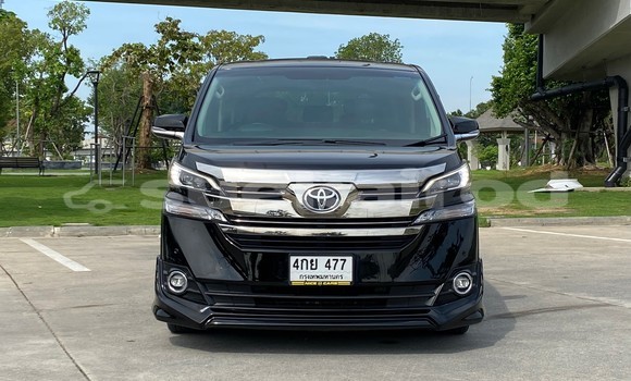 Buy Used Toyota Vellfire Black Car in Bangkok in Bangkok