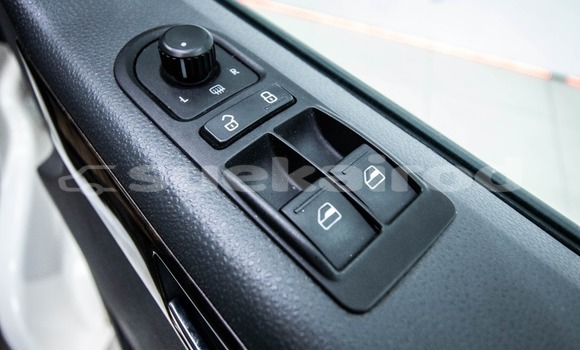 ซื้อ รถมือสอง Volkswagen Caravelle ขาว รถยนต์ ใน %{เมือง} ใน กรุงเทพมหานคร ซื้อ รถมือสอง Volkswagen Caravelle ขาว รถยนต์ ใน %{เมือง} ใน กรุงเทพมหานคร