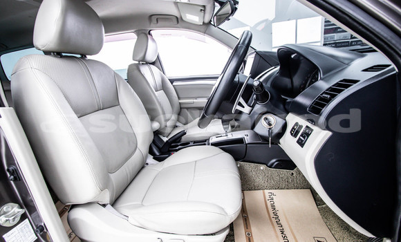 Buy Used Mitsubishi Pajero Sport Brown Car in Bangkok in Bangkok Buy Used Mitsubishi Pajero Sport Brown Car in Bangkok in Bangkok