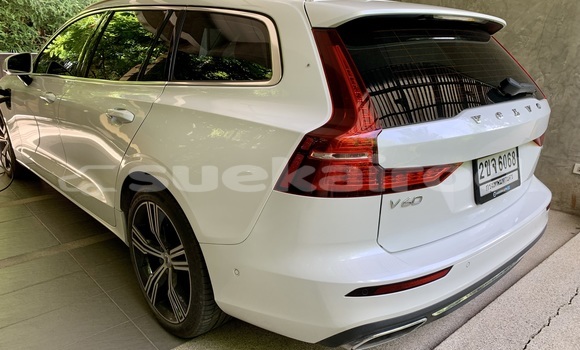Buy Used Volvo V60 White Car in Chiang Mai in Chiang Mai Buy Used Volvo V60 White Car in Chiang Mai in Chiang Mai