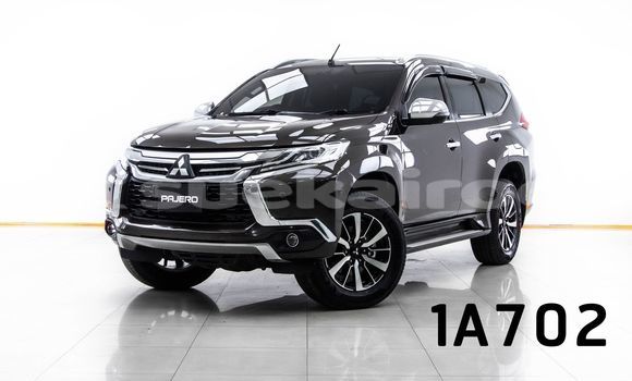 Buy Used Mitsubishi Pajero Brown Car in Bangkok in Bangkok Buy Used Mitsubishi Pajero Brown Car in Bangkok in Bangkok