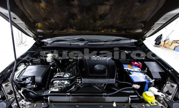 Buy Used Mitsubishi Pajero Brown Car in Bangkok in Bangkok Buy Used Mitsubishi Pajero Brown Car in Bangkok in Bangkok