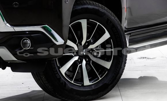 Buy Used Mitsubishi Pajero Brown Car in Bangkok in Bangkok Buy Used Mitsubishi Pajero Brown Car in Bangkok in Bangkok