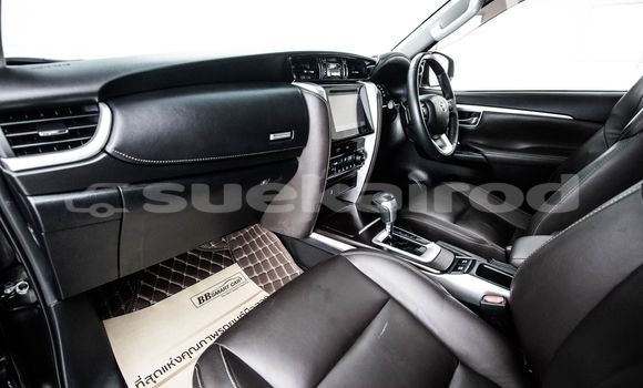 ซื้อ รถมือสอง Toyota Fortuner สีดำ รถยนต์ ใน %{เมือง} ใน กรุงเทพมหานคร ซื้อ รถมือสอง Toyota Fortuner สีดำ รถยนต์ ใน %{เมือง} ใน กรุงเทพมหานคร