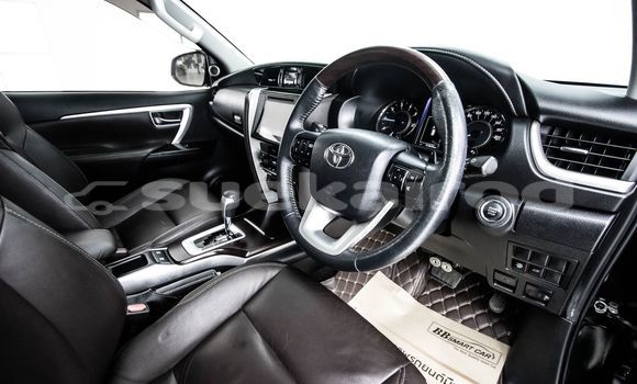 ซื้อ รถมือสอง Toyota Fortuner สีดำ รถยนต์ ใน %{เมือง} ใน กรุงเทพมหานคร ซื้อ รถมือสอง Toyota Fortuner สีดำ รถยนต์ ใน %{เมือง} ใน กรุงเทพมหานคร