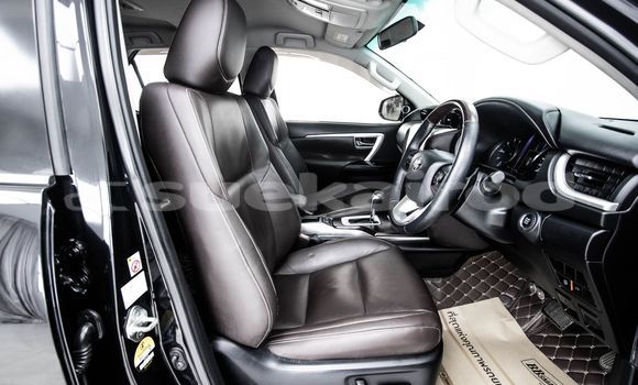 ซื้อ รถมือสอง Toyota Fortuner สีดำ รถยนต์ ใน %{เมือง} ใน กรุงเทพมหานคร ซื้อ รถมือสอง Toyota Fortuner สีดำ รถยนต์ ใน %{เมือง} ใน กรุงเทพมหานคร
