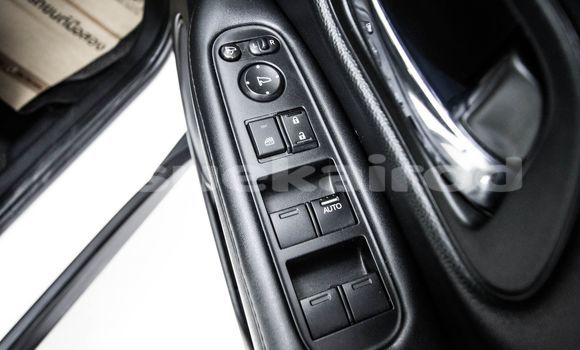 Buy Used Honda HR-V White Car in Bangkok in Bangkok Buy Used Honda HR-V White Car in Bangkok in Bangkok