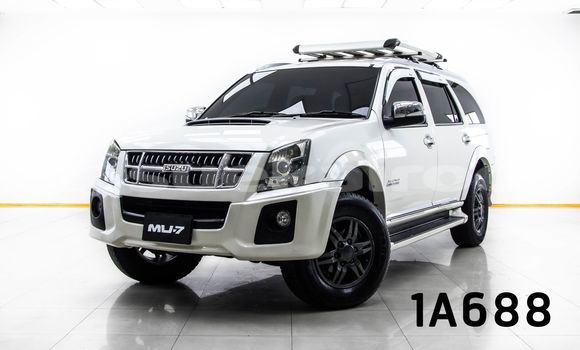 Buy Used Isuzu MU-7 White Car in Bangkok in Bangkok Buy Used Isuzu MU-7 White Car in Bangkok in Bangkok