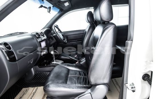 Buy Used Isuzu MU-7 White Car in Bangkok in Bangkok Buy Used Isuzu MU-7 White Car in Bangkok in Bangkok