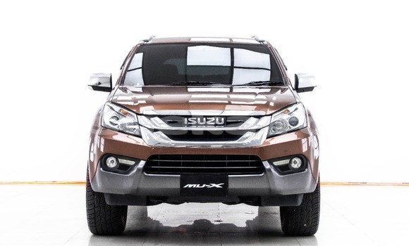 ซื้อ รถมือสอง Isuzu MU-X สีน้ำตาล รถยนต์ ใน %{เมือง} ใน กรุงเทพมหานคร