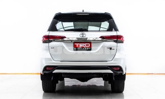ซื้อ รถมือสอง Toyota Fortuner ขาว รถยนต์ ใน %{เมือง} ใน กรุงเทพมหานคร ซื้อ รถมือสอง Toyota Fortuner ขาว รถยนต์ ใน %{เมือง} ใน กรุงเทพมหานคร