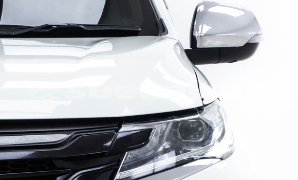 ซื้อ รถมือสอง Mitsubishi Pajero Sport ขาว รถยนต์ ใน %{เมือง} ใน กรุงเทพมหานคร ซื้อ รถมือสอง Mitsubishi Pajero Sport ขาว รถยนต์ ใน %{เมือง} ใน กรุงเทพมหานคร