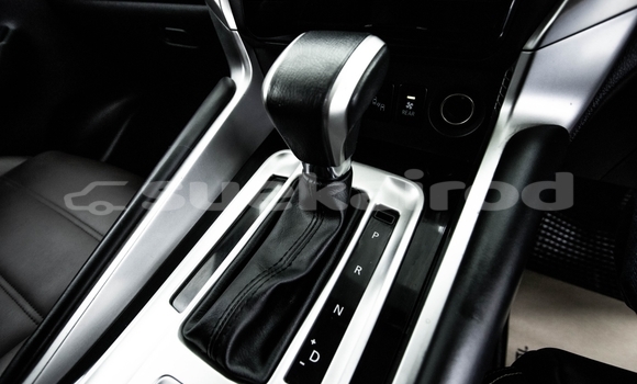 ซื้อ รถมือสอง Mitsubishi Pajero Sport ขาว รถยนต์ ใน %{เมือง} ใน กรุงเทพมหานคร ซื้อ รถมือสอง Mitsubishi Pajero Sport ขาว รถยนต์ ใน %{เมือง} ใน กรุงเทพมหานคร