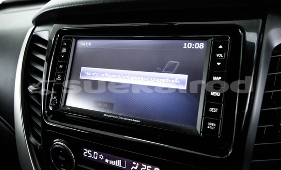 ซื้อ รถมือสอง Mitsubishi Pajero Sport ขาว รถยนต์ ใน %{เมือง} ใน กรุงเทพมหานคร ซื้อ รถมือสอง Mitsubishi Pajero Sport ขาว รถยนต์ ใน %{เมือง} ใน กรุงเทพมหานคร