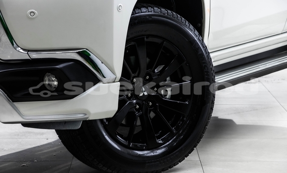 ซื้อ รถมือสอง Mitsubishi Pajero Sport ขาว รถยนต์ ใน %{เมือง} ใน กรุงเทพมหานคร ซื้อ รถมือสอง Mitsubishi Pajero Sport ขาว รถยนต์ ใน %{เมือง} ใน กรุงเทพมหานคร