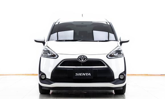 Buy Used Toyota Sienta White Car in Bangkok in Bangkok Buy Used Toyota Sienta White Car in Bangkok in Bangkok