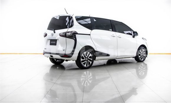 Buy Used Toyota Sienta White Car in Bangkok in Bangkok Buy Used Toyota Sienta White Car in Bangkok in Bangkok