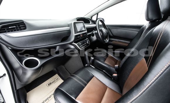 Buy Used Toyota Sienta White Car in Bangkok in Bangkok Buy Used Toyota Sienta White Car in Bangkok in Bangkok