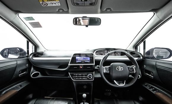 Buy Used Toyota Sienta White Car in Bangkok in Bangkok Buy Used Toyota Sienta White Car in Bangkok in Bangkok