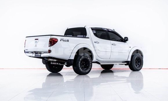Buy Used Mitsubishi Triton White Car in Bangkok in Bangkok Buy Used Mitsubishi Triton White Car in Bangkok in Bangkok
