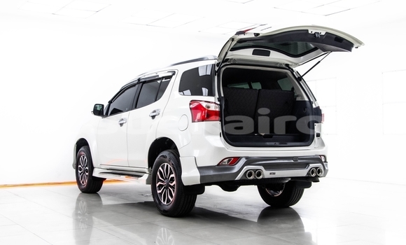 ซื้อ รถมือสอง Isuzu MU-X ขาว รถยนต์ ใน %{เมือง} ใน กรุงเทพมหานคร ซื้อ รถมือสอง Isuzu MU-X ขาว รถยนต์ ใน %{เมือง} ใน กรุงเทพมหานคร