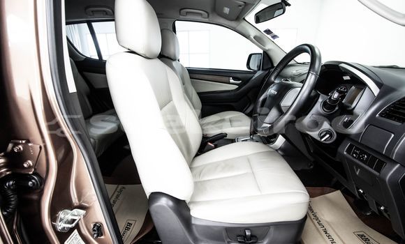 Buy Used Isuzu MU-X Brown Car in Bangkok in Bangkok Buy Used Isuzu MU-X Brown Car in Bangkok in Bangkok