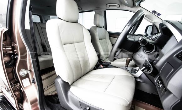 Buy Used Isuzu MU-X Brown Car in Bangkok in Bangkok Buy Used Isuzu MU-X Brown Car in Bangkok in Bangkok