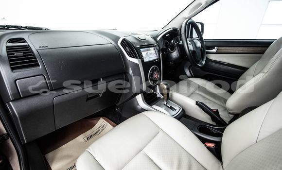 Buy Used Isuzu MU-X Brown Car in Bangkok in Bangkok Buy Used Isuzu MU-X Brown Car in Bangkok in Bangkok