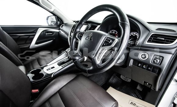 ซื้อ รถมือสอง Mitsubishi Pajero อื่น ๆ รถยนต์ ใน %{เมือง} ใน กรุงเทพมหานคร ซื้อ รถมือสอง Mitsubishi Pajero อื่น ๆ รถยนต์ ใน %{เมือง} ใน กรุงเทพมหานคร