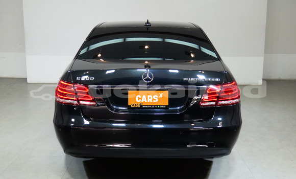 ซื้อ รถมือสอง Mercedes-Benz E-Classe สีดำ รถยนต์ ใน %{เมือง} ใน กรุงเทพมหานคร ซื้อ รถมือสอง Mercedes-Benz E-Classe สีดำ รถยนต์ ใน %{เมือง} ใน กรุงเทพมหานคร