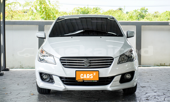 ซื้อ รถมือสอง Suzuki Ciaz ขาว รถยนต์ ใน %{เมือง} ใน กรุงเทพมหานคร ซื้อ รถมือสอง Suzuki Ciaz ขาว รถยนต์ ใน %{เมือง} ใน กรุงเทพมหานคร